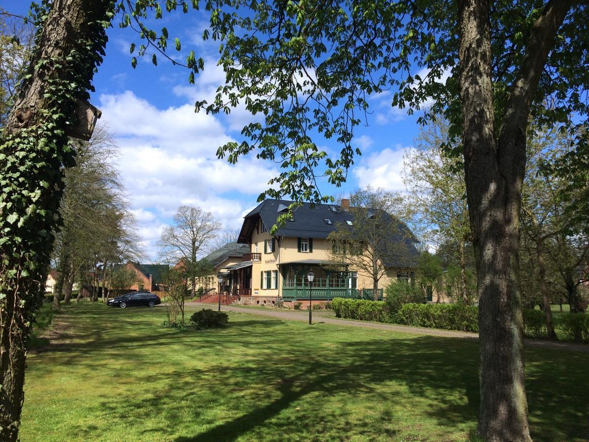 Klosterhotel Marienfliess Stepenitz Экстерьер фото